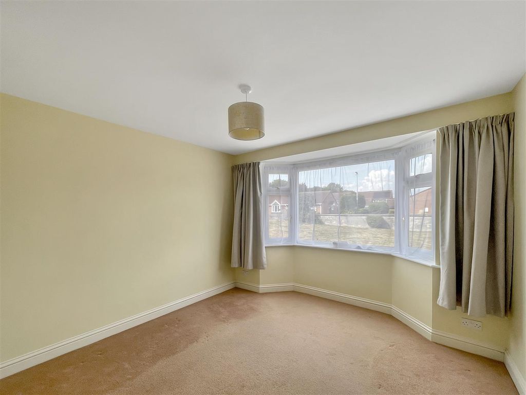 Property photo 3 of 17 Bedroom 2