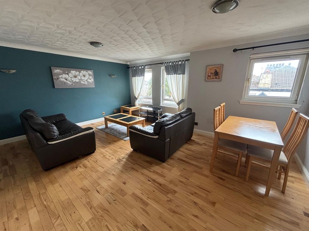 Property photo 2 of 8 2.Jpeg