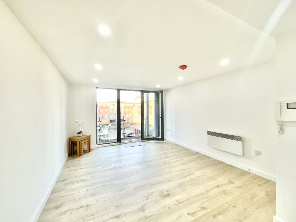 Property photo 2 of 21 Open Plan Living