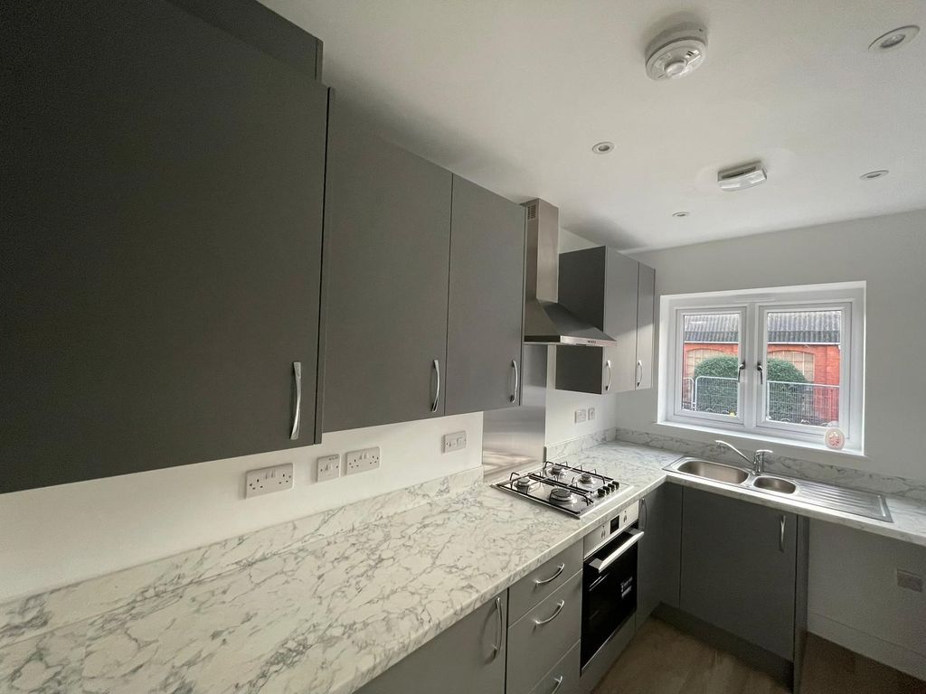 Property photo 2 of 10 Image