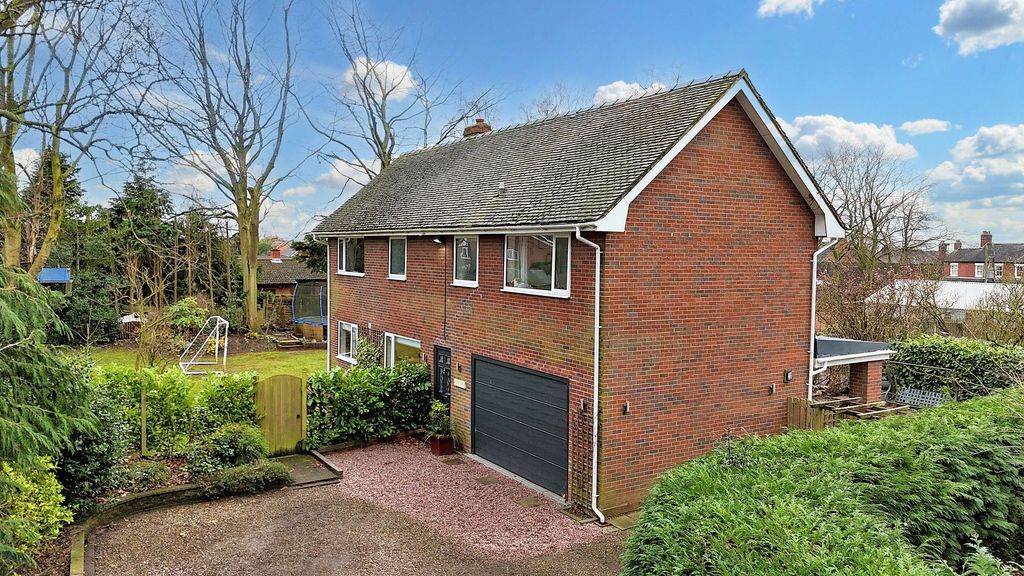 Property photo 1 of 29