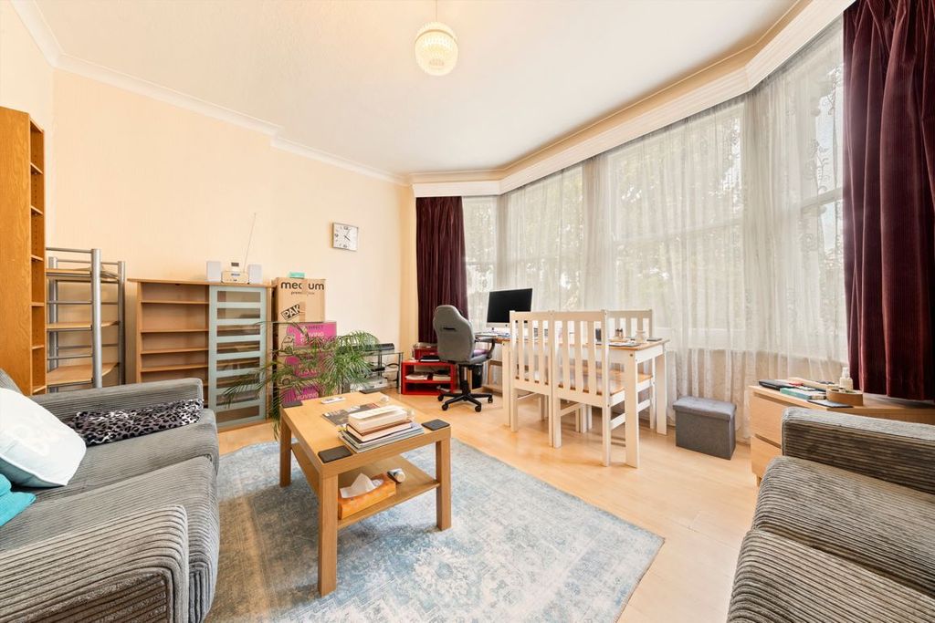 Property photo 2 of 5