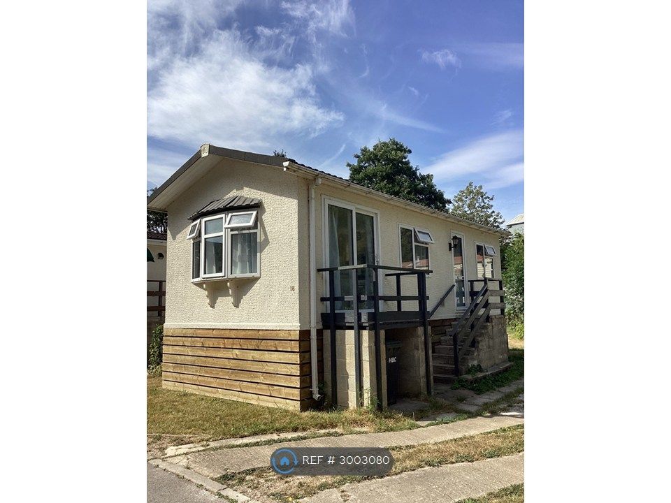 Property photo 1 of 3