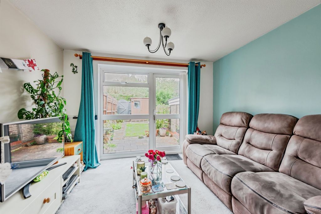 Property photo 3 of 13