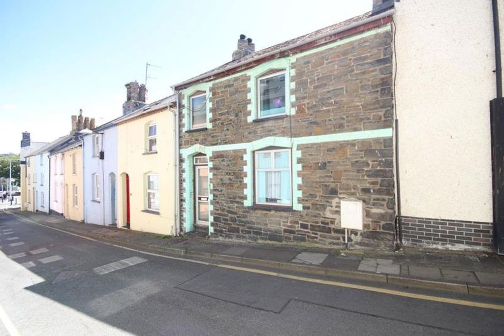 Property photo 1 of 13