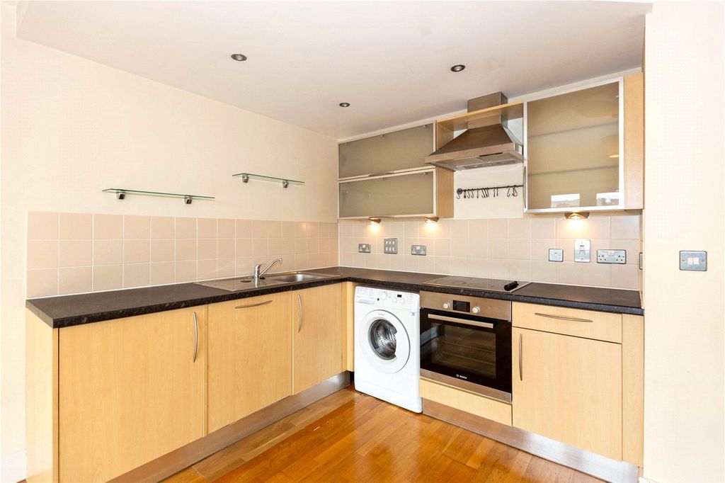 Property photo 2 of 10 Picture No. 19