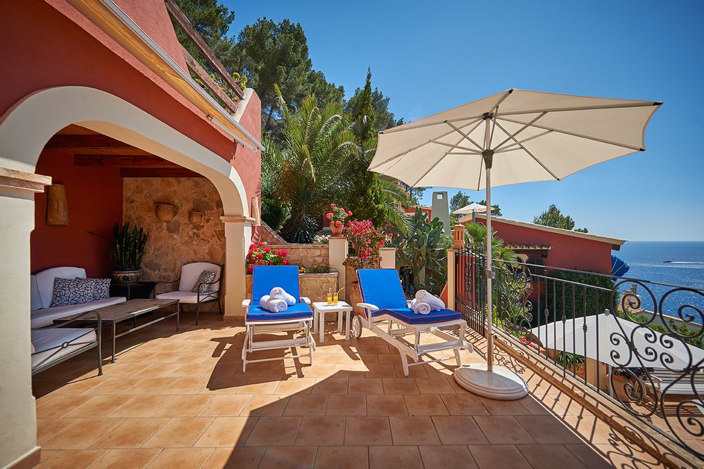 Property photo 1 of 18 Escaleras_72c-01.Jpg