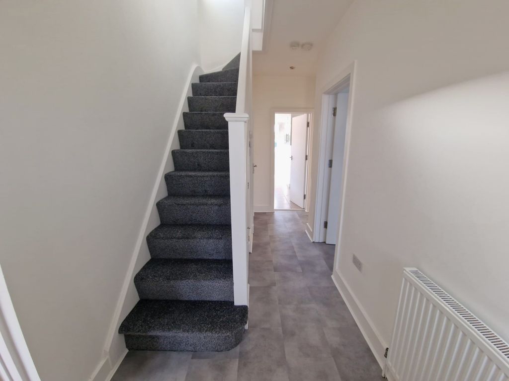 Property photo 2 of 15 Gallery