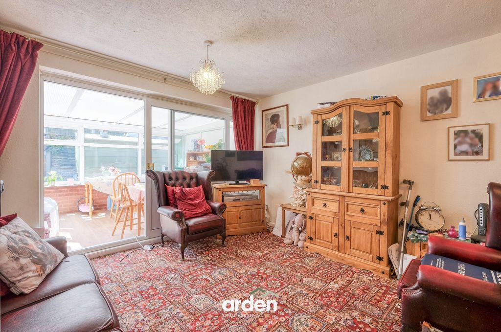 Property photo 2 of 13