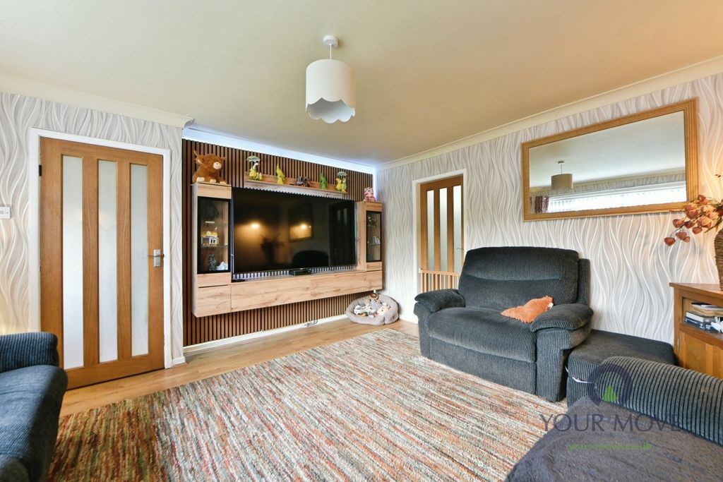 Property photo 2 of 15 Pbox-Img.Jpg