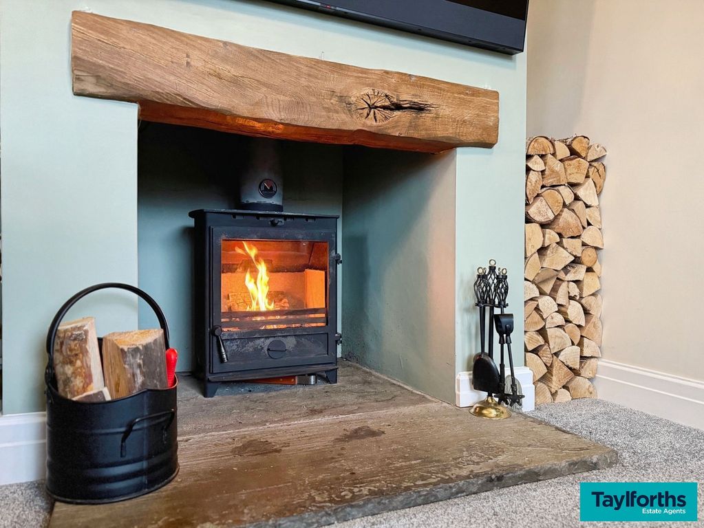 Property photo 3 of 39