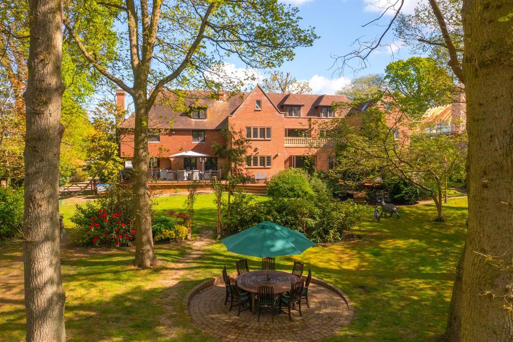 Property photo 2 of 63