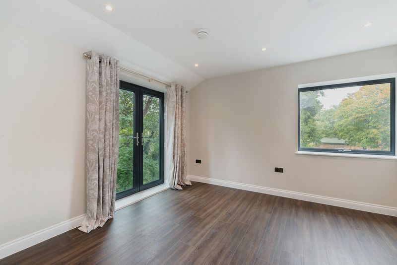 Property photo 2 of 12 Photo 9