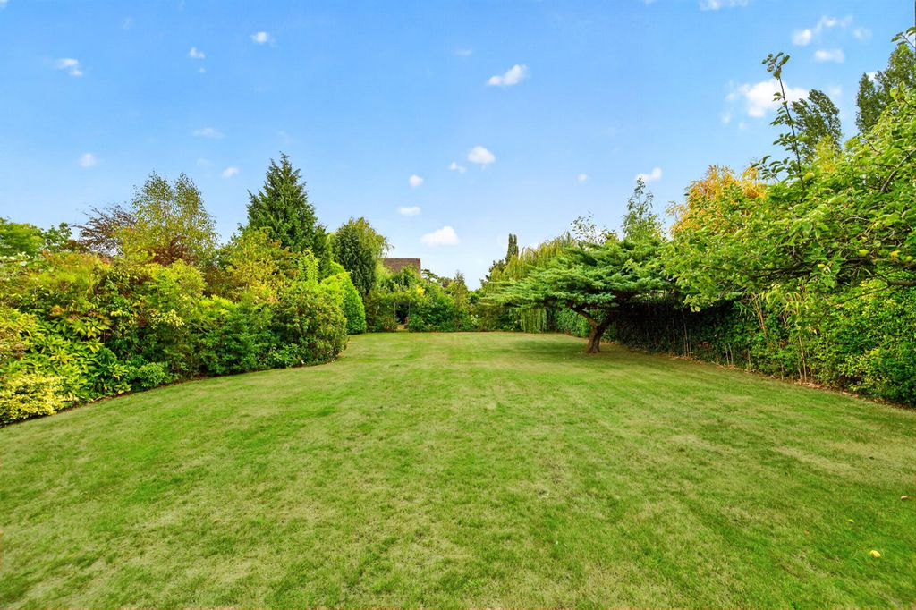 Property photo 3 of 35