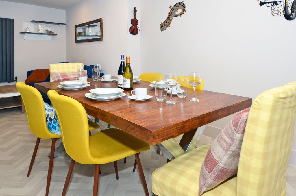 Property photo 3 of 22 Kitchen &amp; Lounge