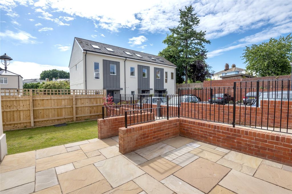 Property photo 1 of 13 Patio