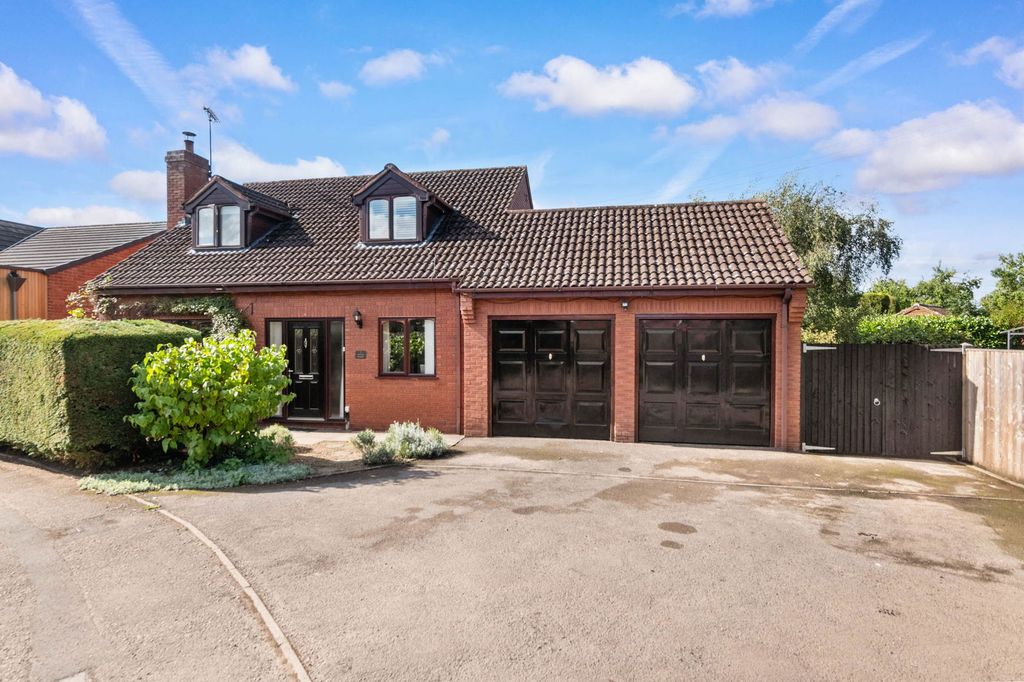 Property photo 1 of 19