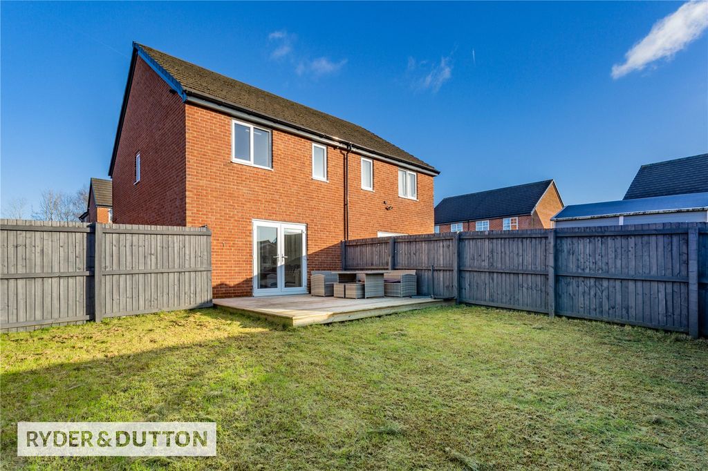 Property photo 3 of 24 Picture No. 23