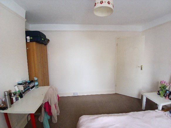 Property photo 3 of 8 Picture No. 15