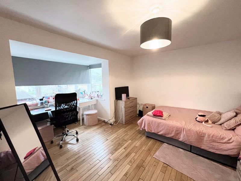 Property photo 3 of 10 Photo 14