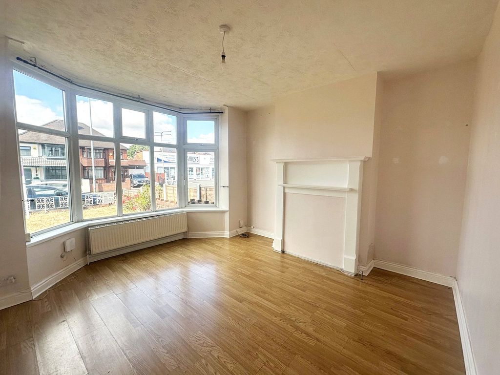 Property photo 2 of 11 Picture No. 28