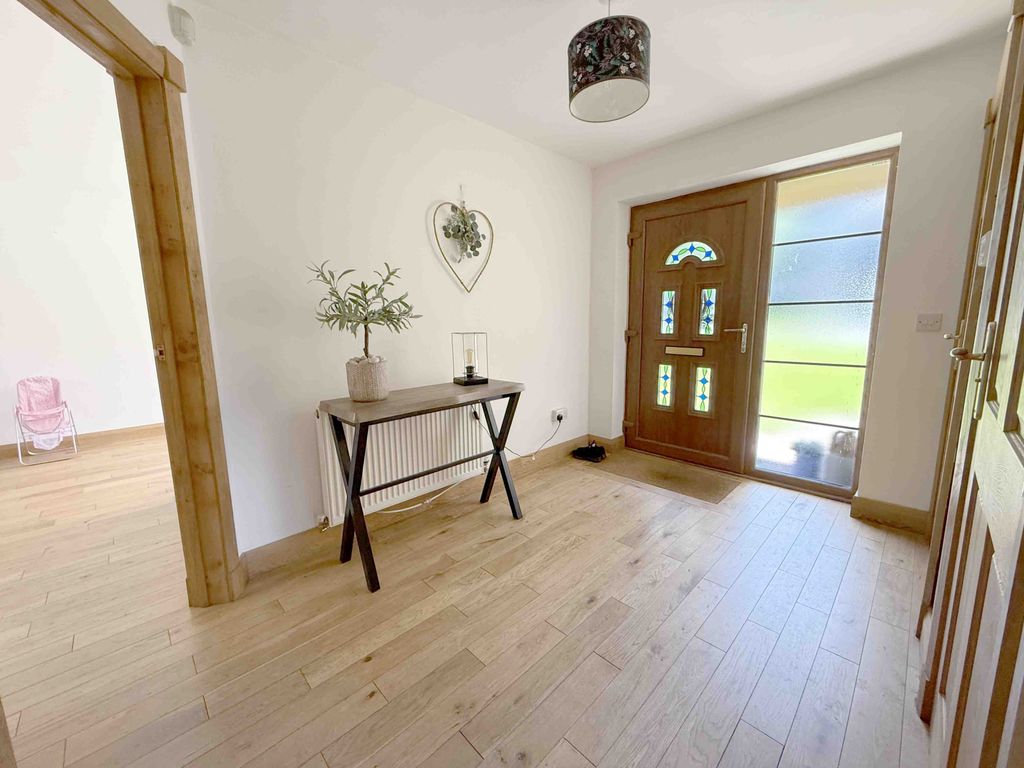 Property photo 2 of 24 Gallery