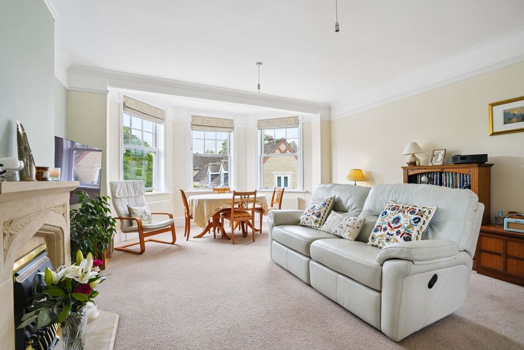 Property photo 3 of 11 Reception Room