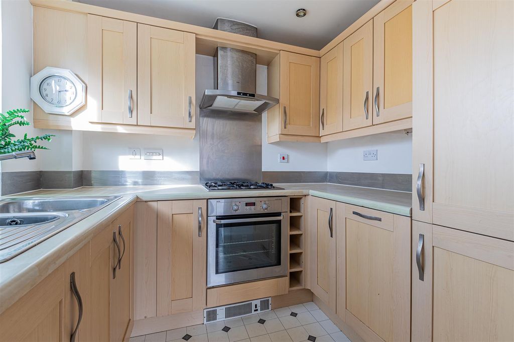 Property photo 2 of 14 7-1.Jpg