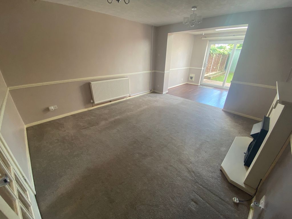 Property photo 2 of 16 Front