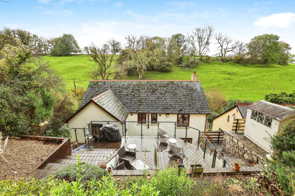 Property photo 1 of 25