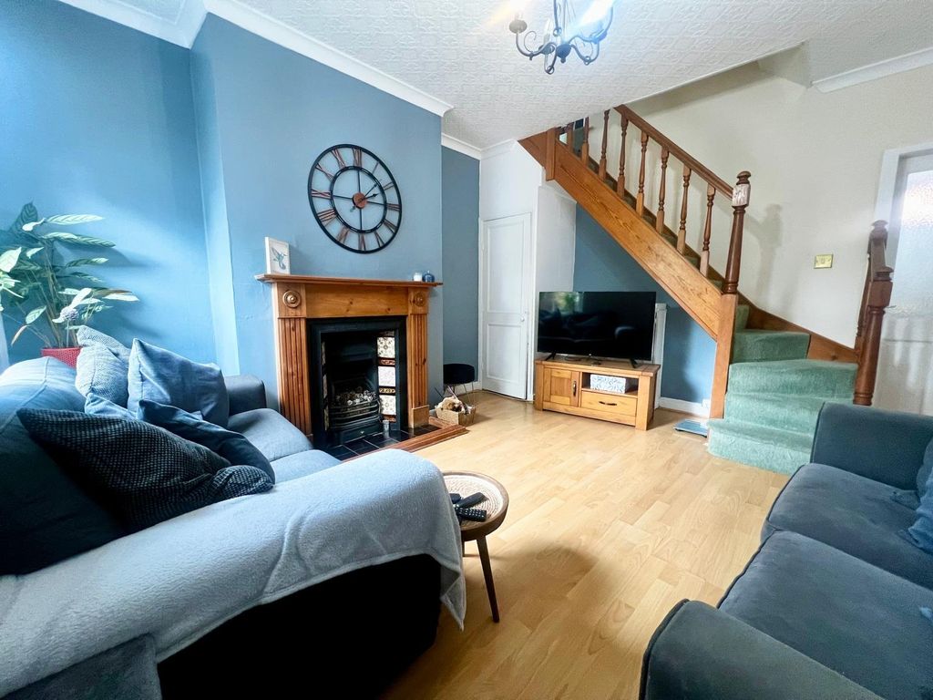 Property photo 3 of 9 Picture No. 19