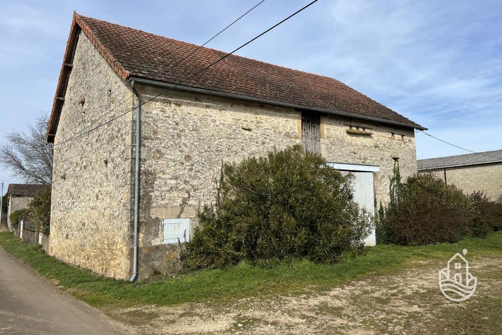 Property photo 3 of 15