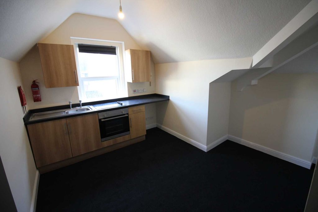 Property photo 2 of 3