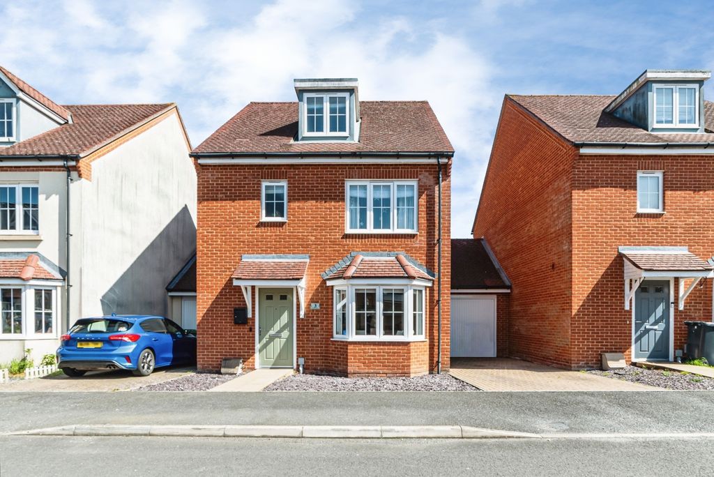 Property photo 2 of 34 Pbox-Img.Jpg