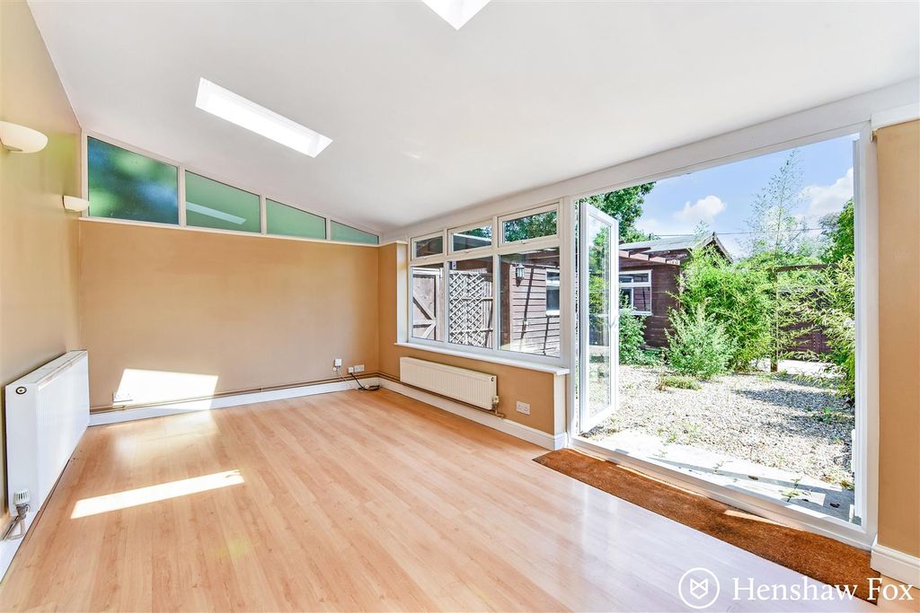 Property photo 3 of 18 Ph28_6082665 - Copy.Jpg