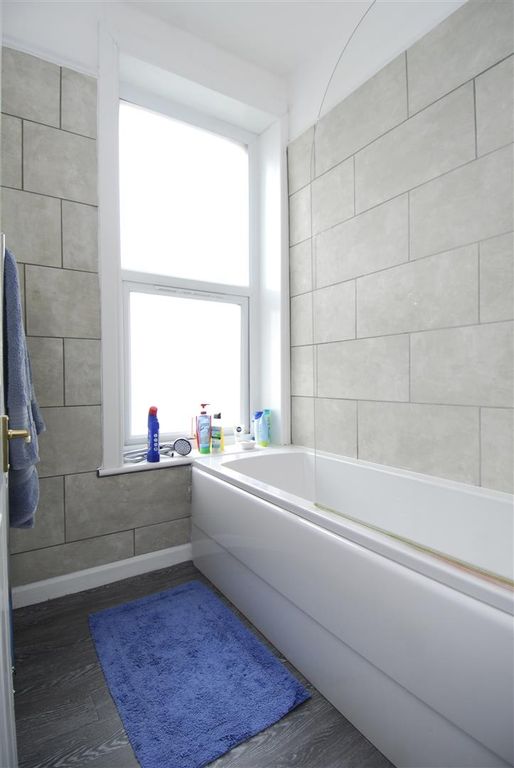 Property photo 3 of 12 12Glenparkave008.Jpg