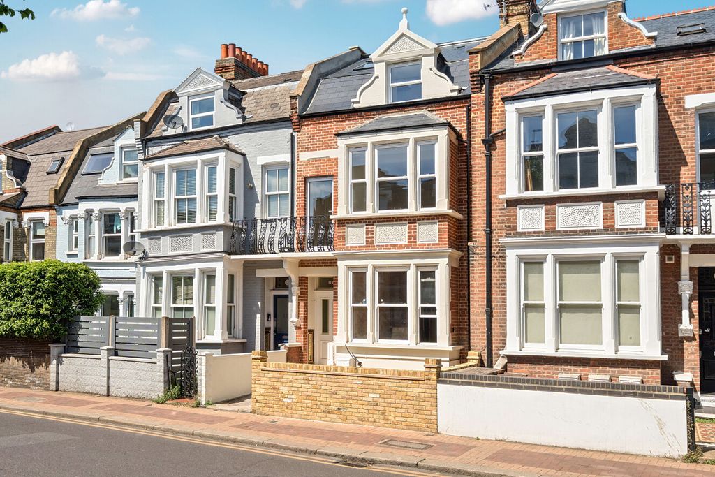 Property photo 2 of 8 1464778-20-6A0F0d...