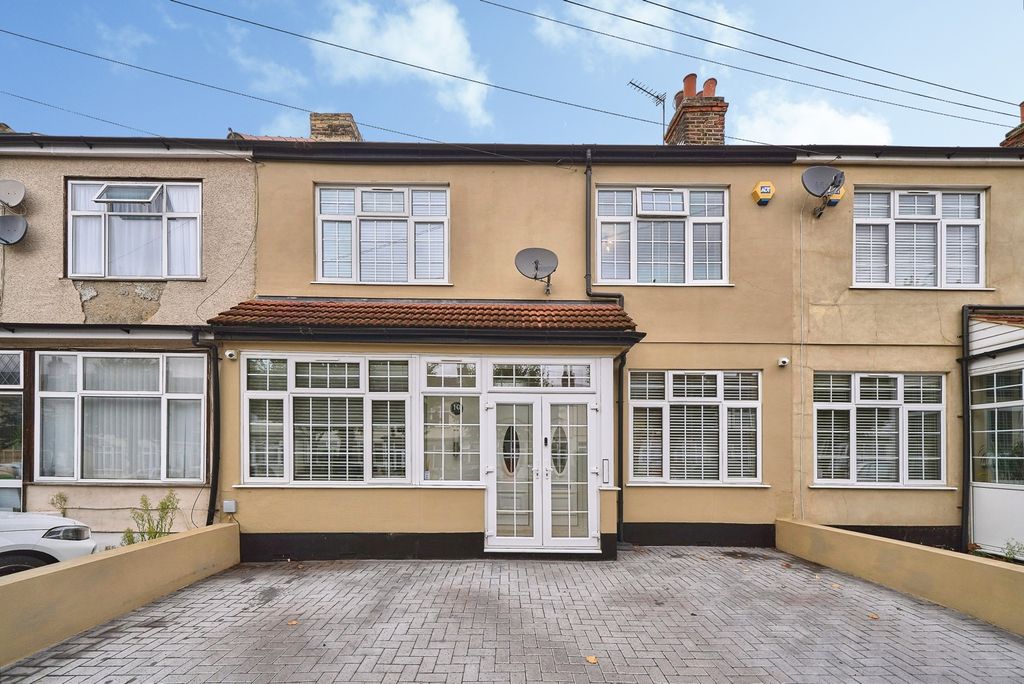 Property photo 1 of 24 Pbox-Img.Jpg