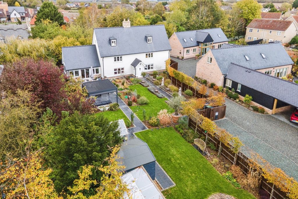 Property photo 2 of 37 Drone