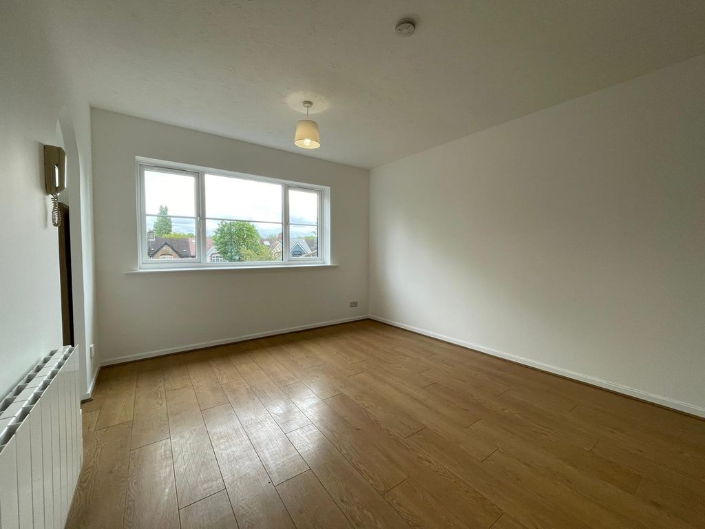 Property photo 3 of 14 Photo 1