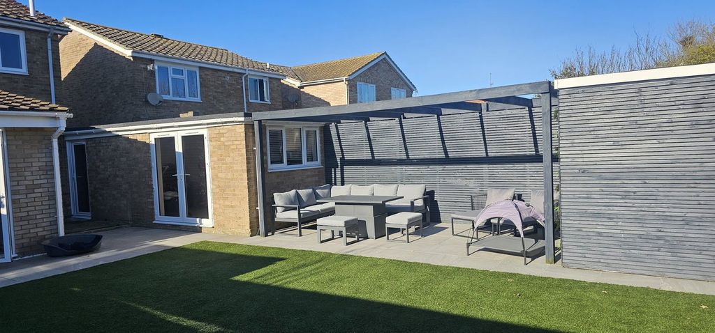 Property photo 3 of 15