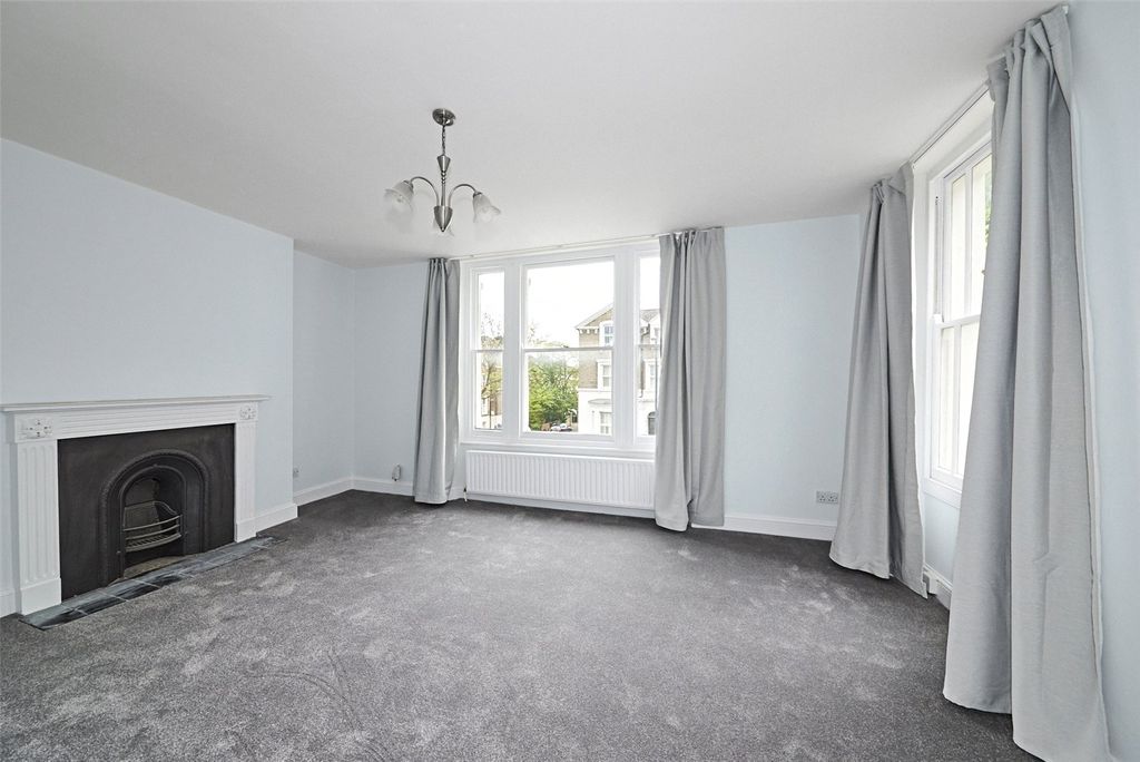 Property photo 2 of 7 Picture No. 21