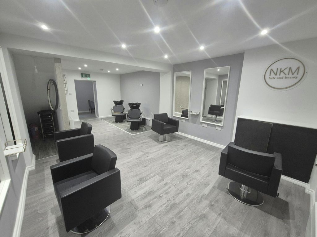 Property photo 2 of 9 Shop Floor