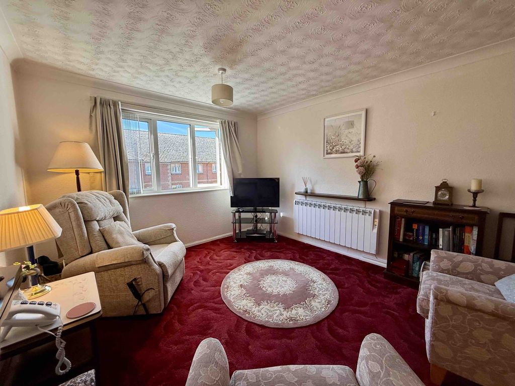 Property photo 2 of 12 Gallery