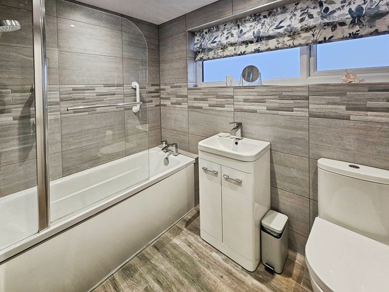 Property photo 3 of 10 Photo 1