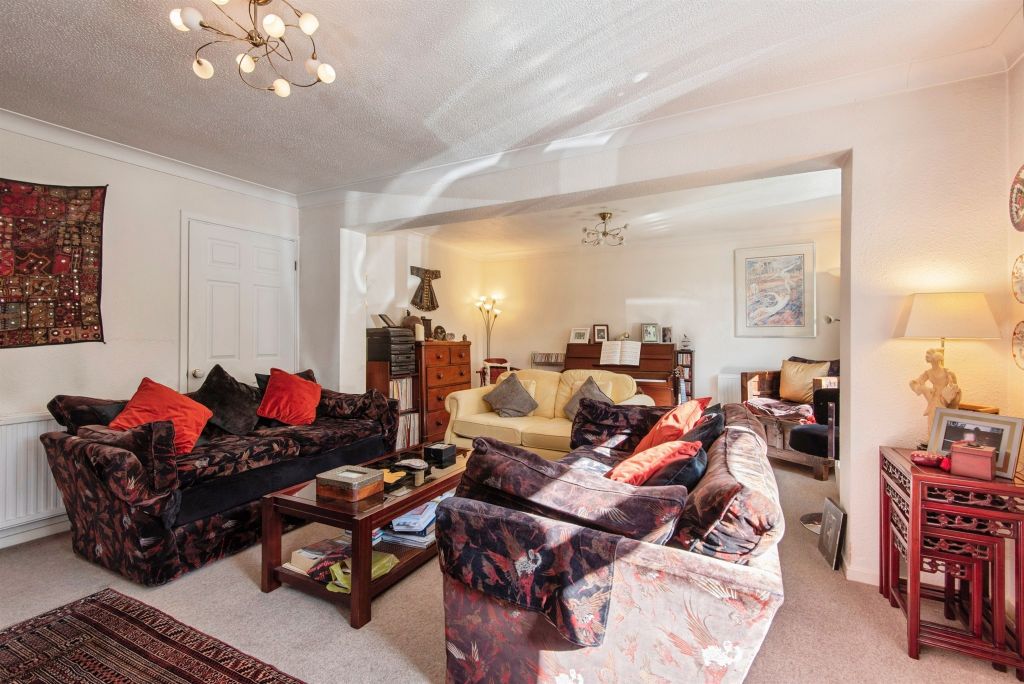 Property photo 3 of 21