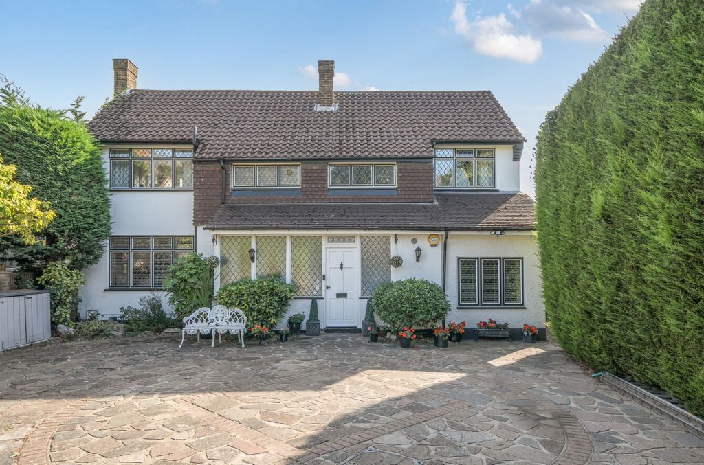 Property photo 1 of 52 1342634-40-68A645...