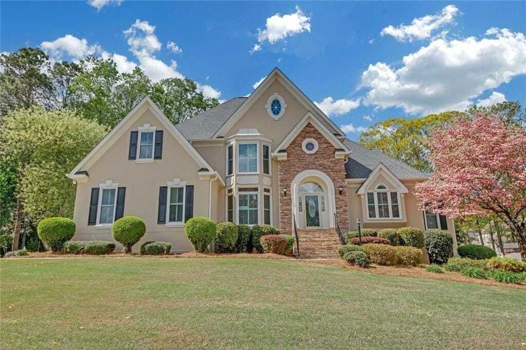 Property photo 1 of 31