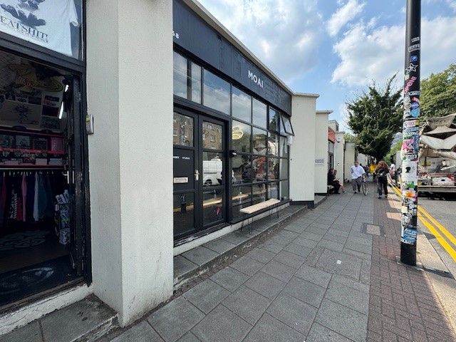 Property photo 1 of 6 Photo 5