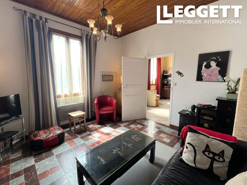 Property photo 3 of 10